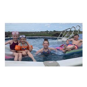 Meet your Posher, Debbie